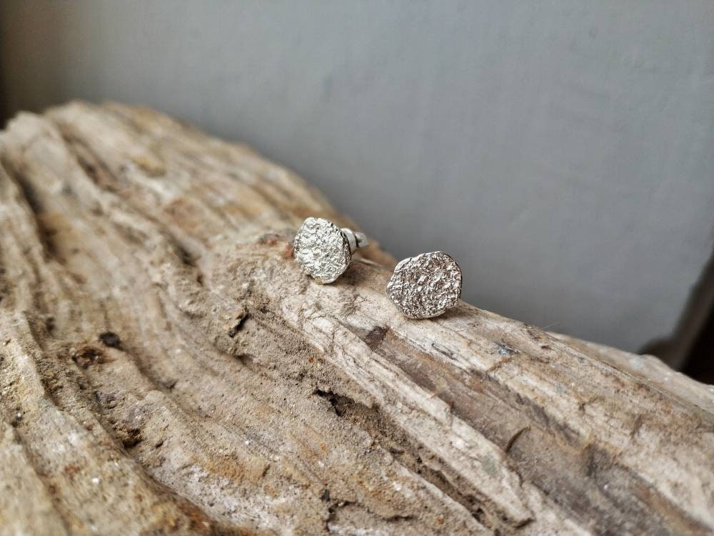 Hammered Sterling Silver Stud Earrings: Small Textured Circle Disks
