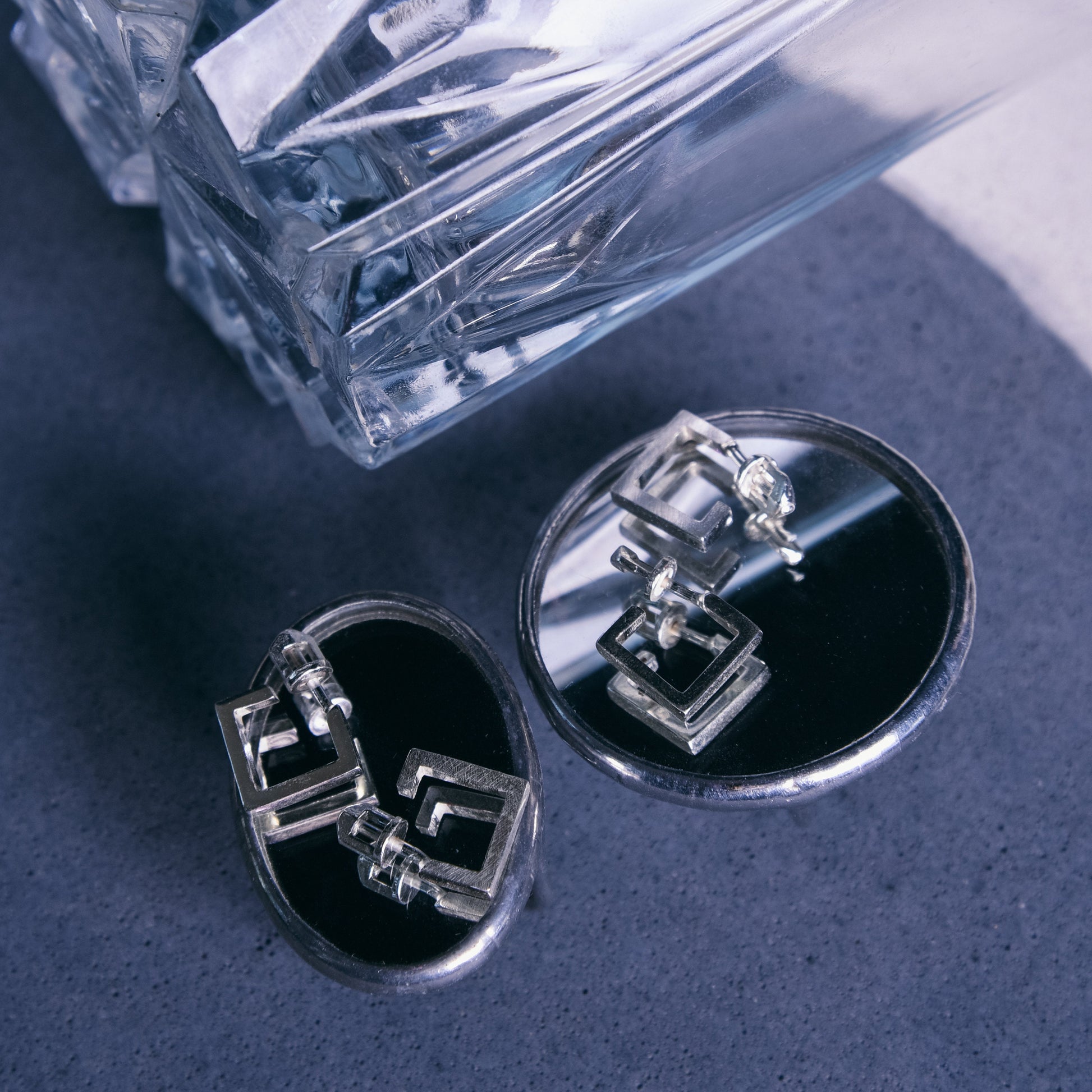 Minimalist Silver Square Stud Earrings | Unisex Modern Jewelry