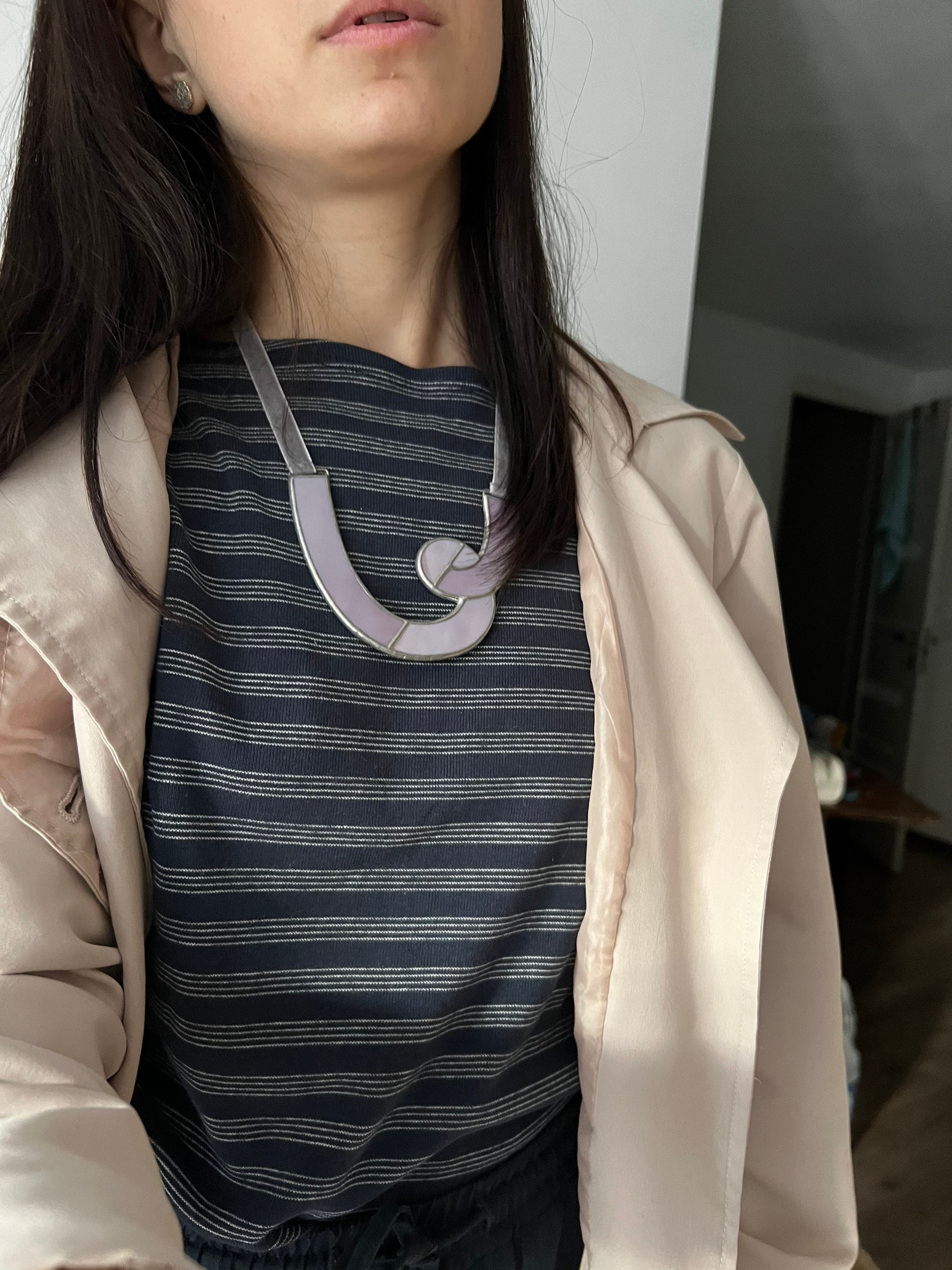 Minimalist twisted necklace – creative art jewelry