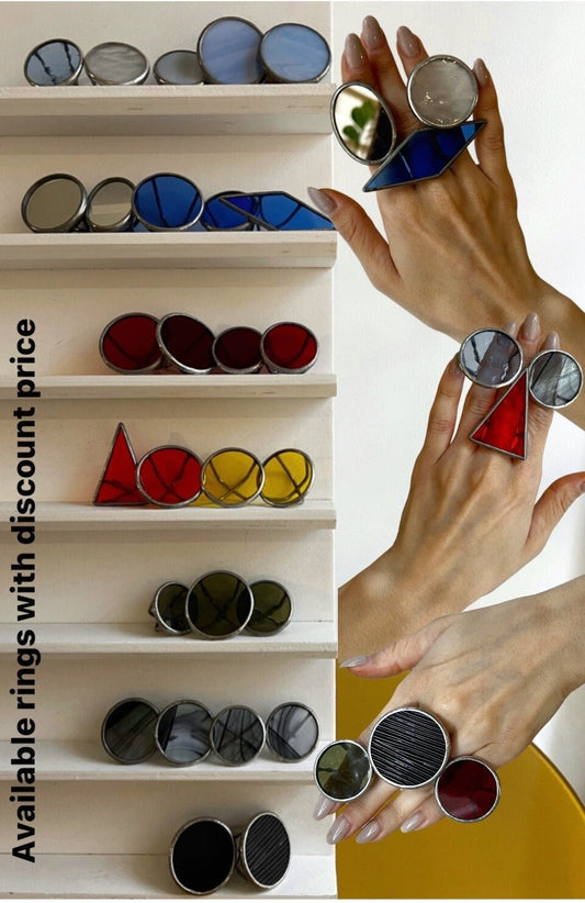 bold disc rings in various colors on display