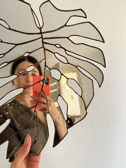 Stained Glass Monstera Leaf Mirror: Botanical Wall Decor