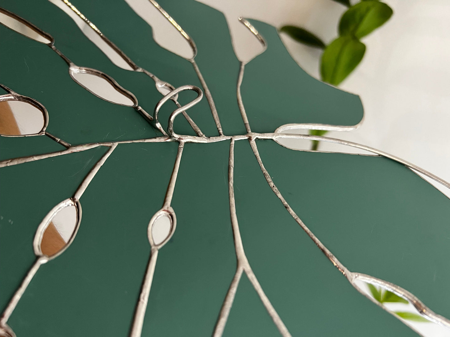 Stained Glass Monstera Leaf Mirror: Botanical Wall Decor