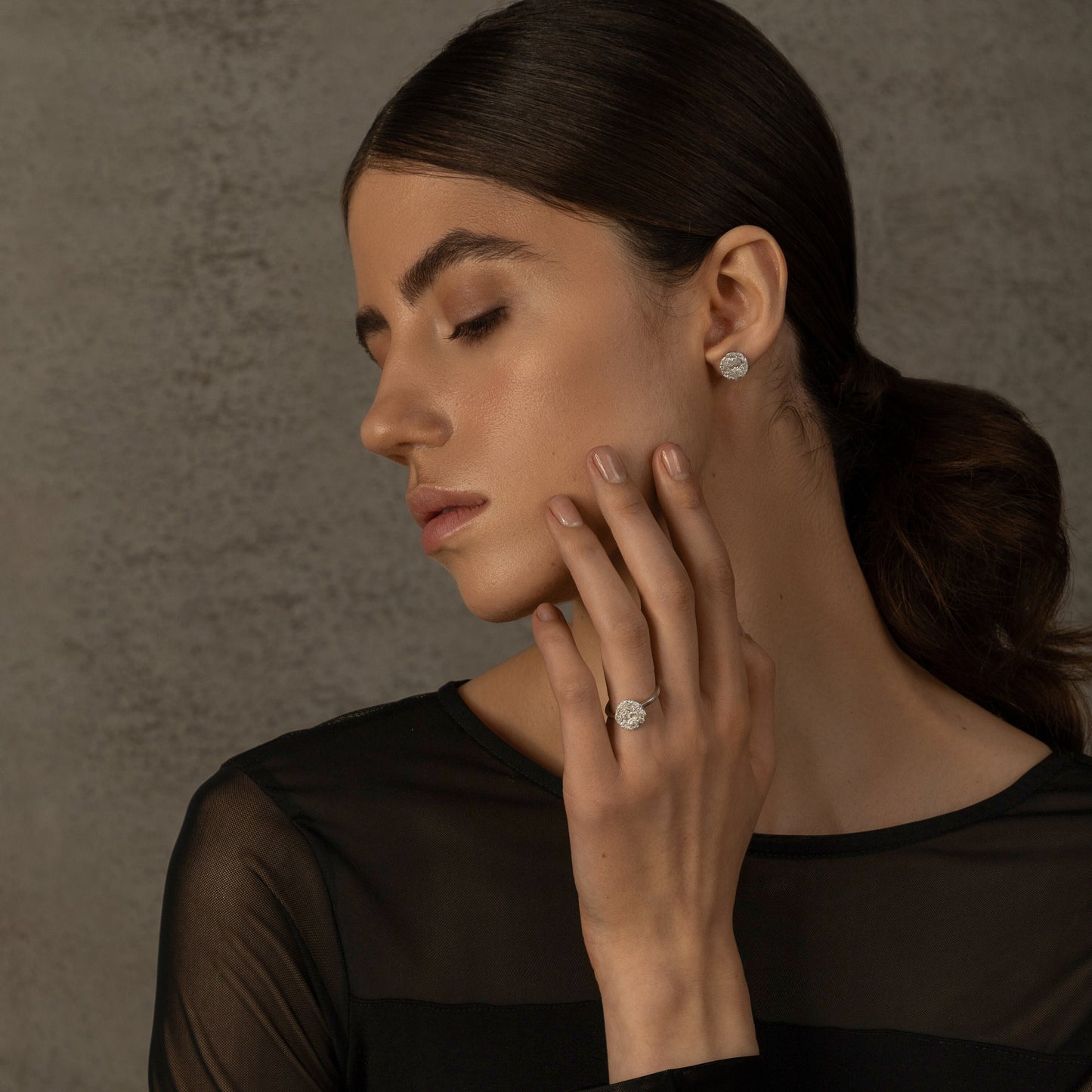 Minimal Silver Stud Earrings – Modern Handmade Jewelry, Small Textured disk