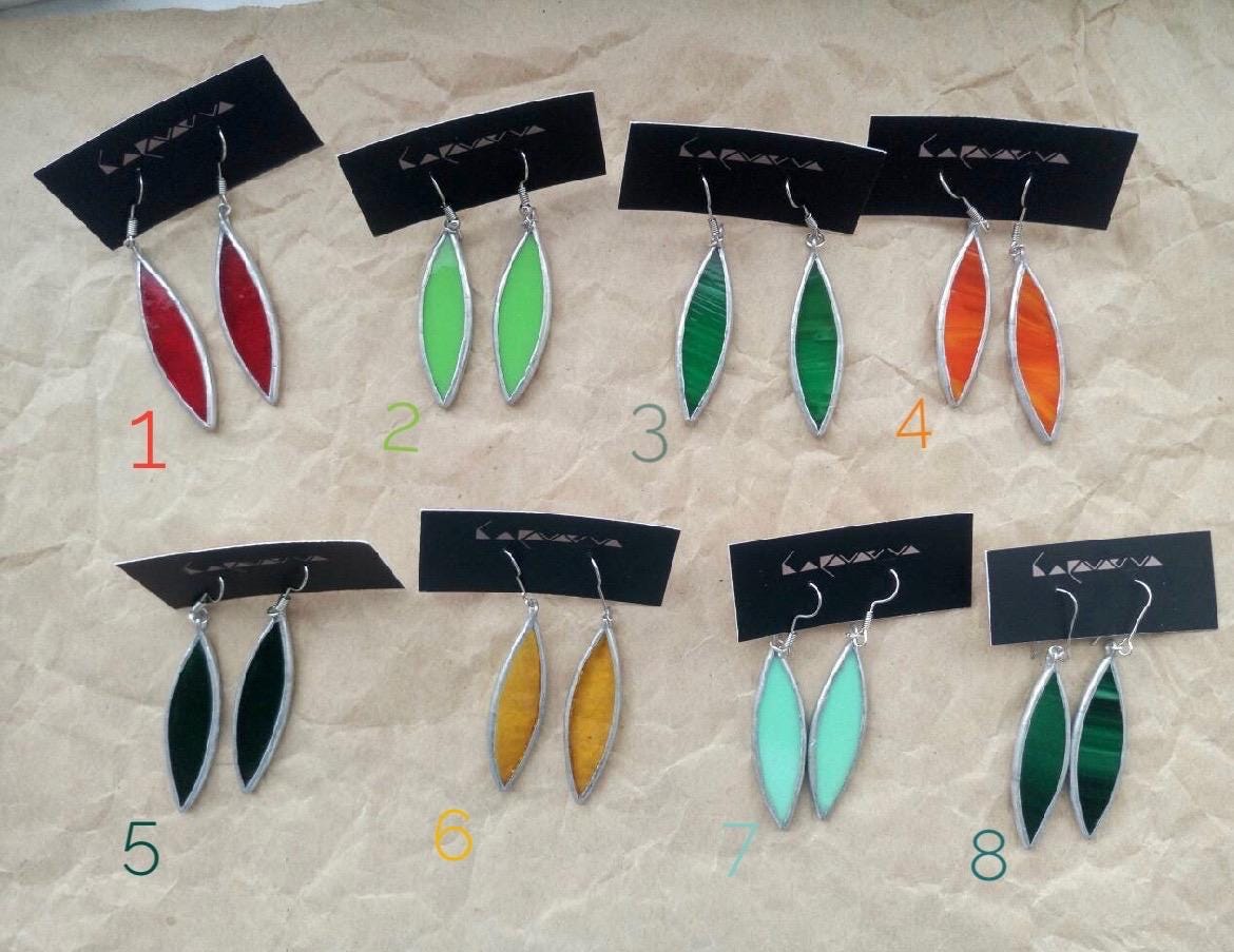 Leaf jewelry style comparison in several colors
