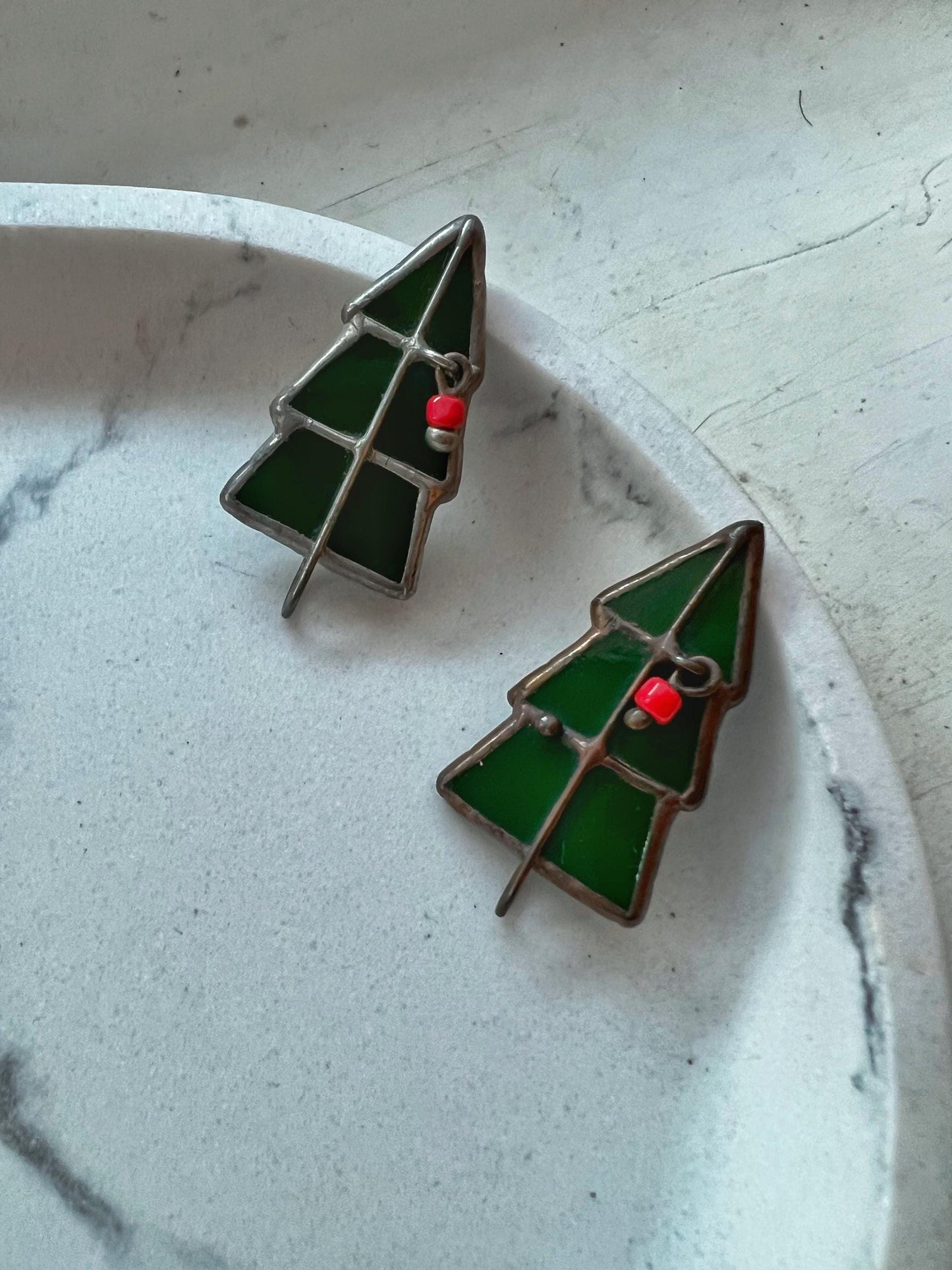 Stained Glass Green Christmas Tree Brooch, Christmas pin, Christmas gift, Christmas accessories, Christmas Tree Ornaments, Handmade gift