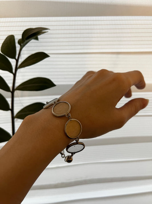 Stained glass drop bracelet, round links bracelet, chunky womens bracelet, statement jewelry, birthday gift for mom, round disk bracelet