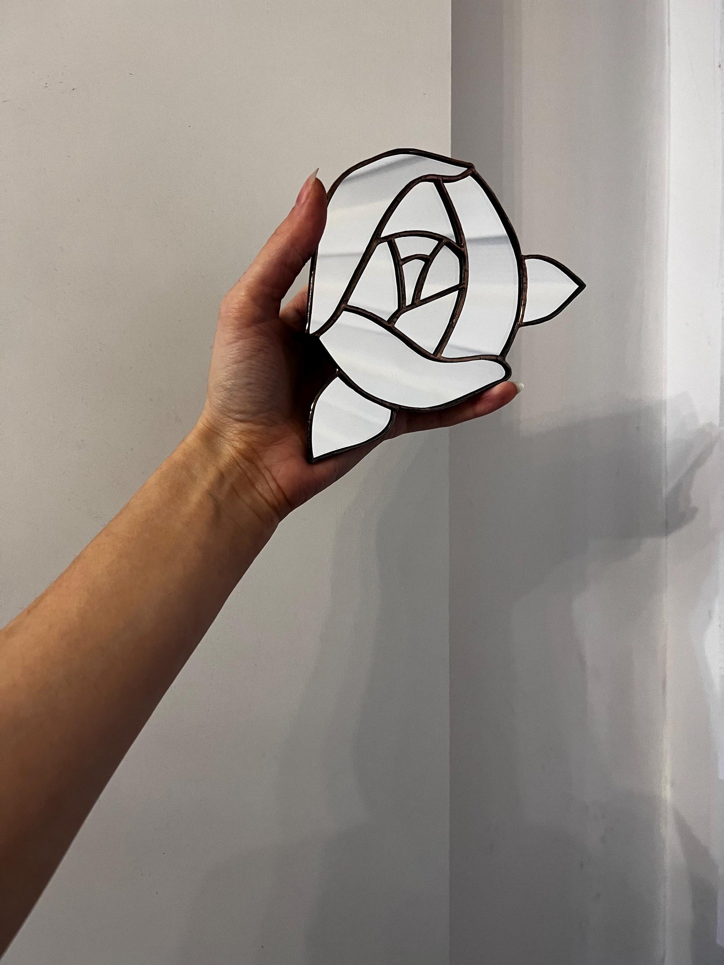 Stained glass rose mirror, small wall hanging mirror, decorative flower shape mirror, unique mirror, stained glass art, girlfriend gift