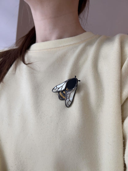 Stained Glass Bee Brooch: Nature-Inspired Bumblebee Pin