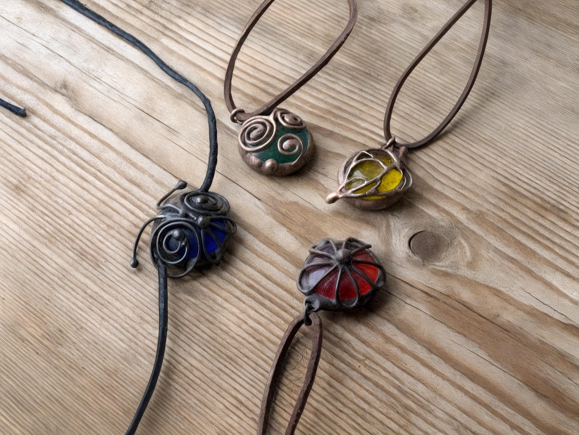 Stained Glass Flower, Custom Stained Glass Necklace, Stained glass jewelry, Floral Jewelry, Gift for Girlfriend, Necklace for Women