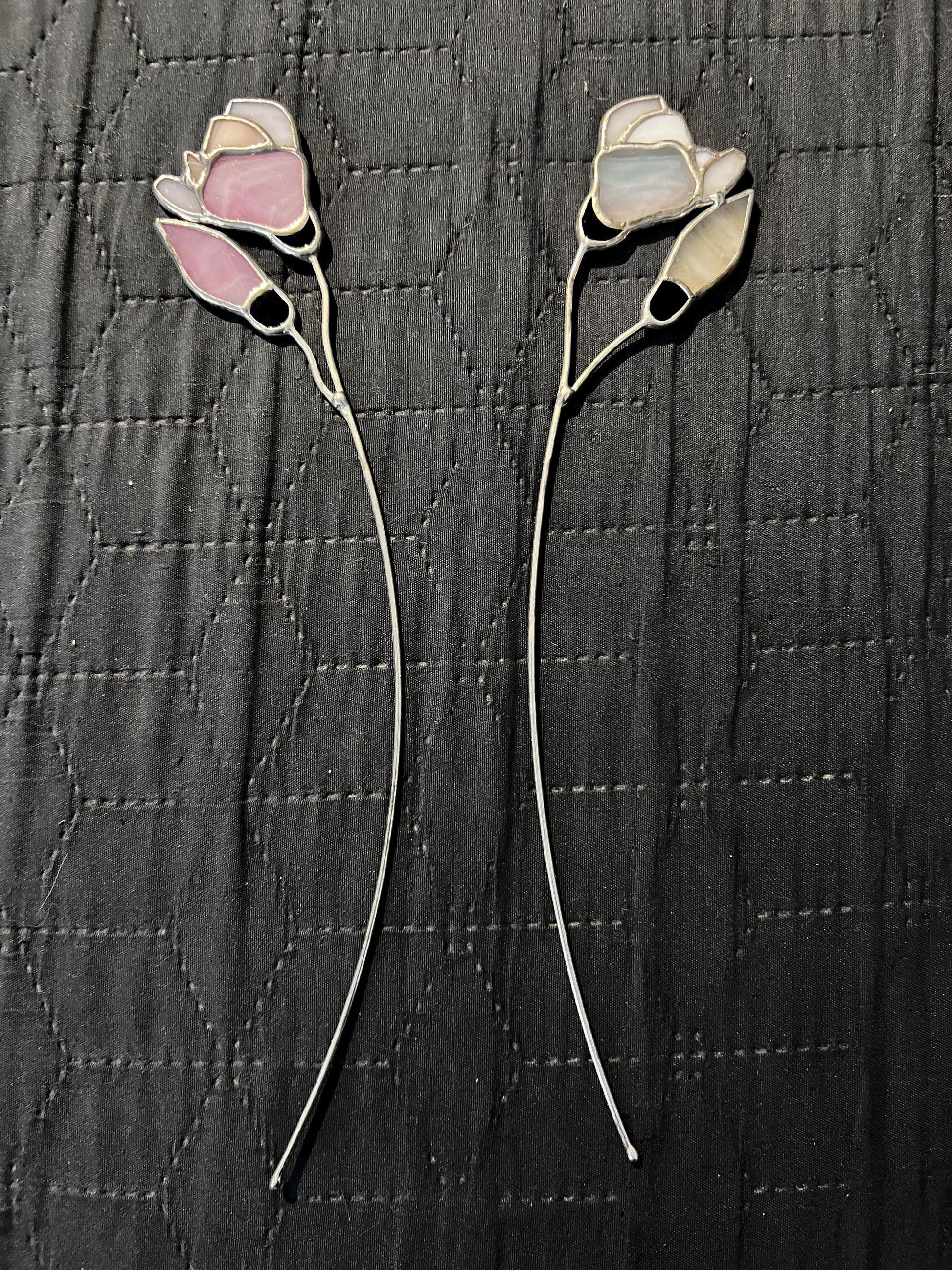 Stained Glass Magnolia Suncatcher: Iridescent Flower Art on Stem