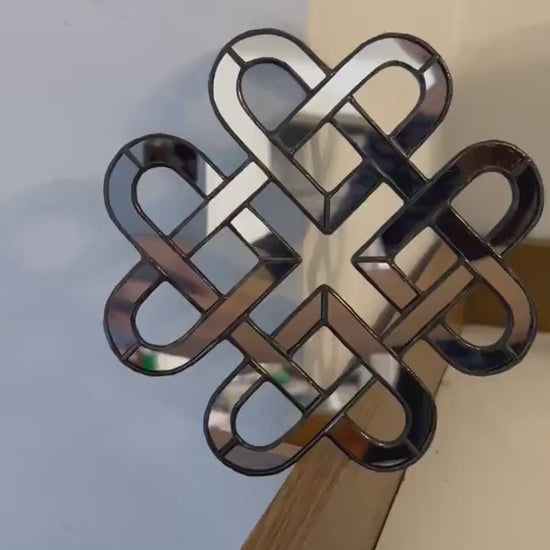 Heart Mirror Suncatcher – Minimal Stained Glass Clover Wall Decor