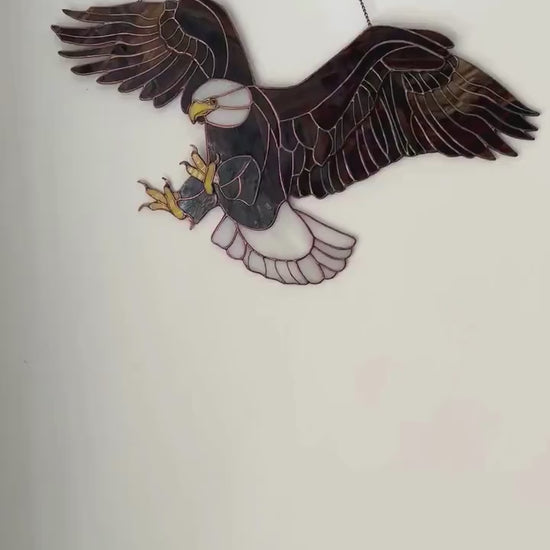 Bald Eagle Glass Suncatcher – Patriotic Window Hanging, American Eagle Wall Decor, Veteran Gift